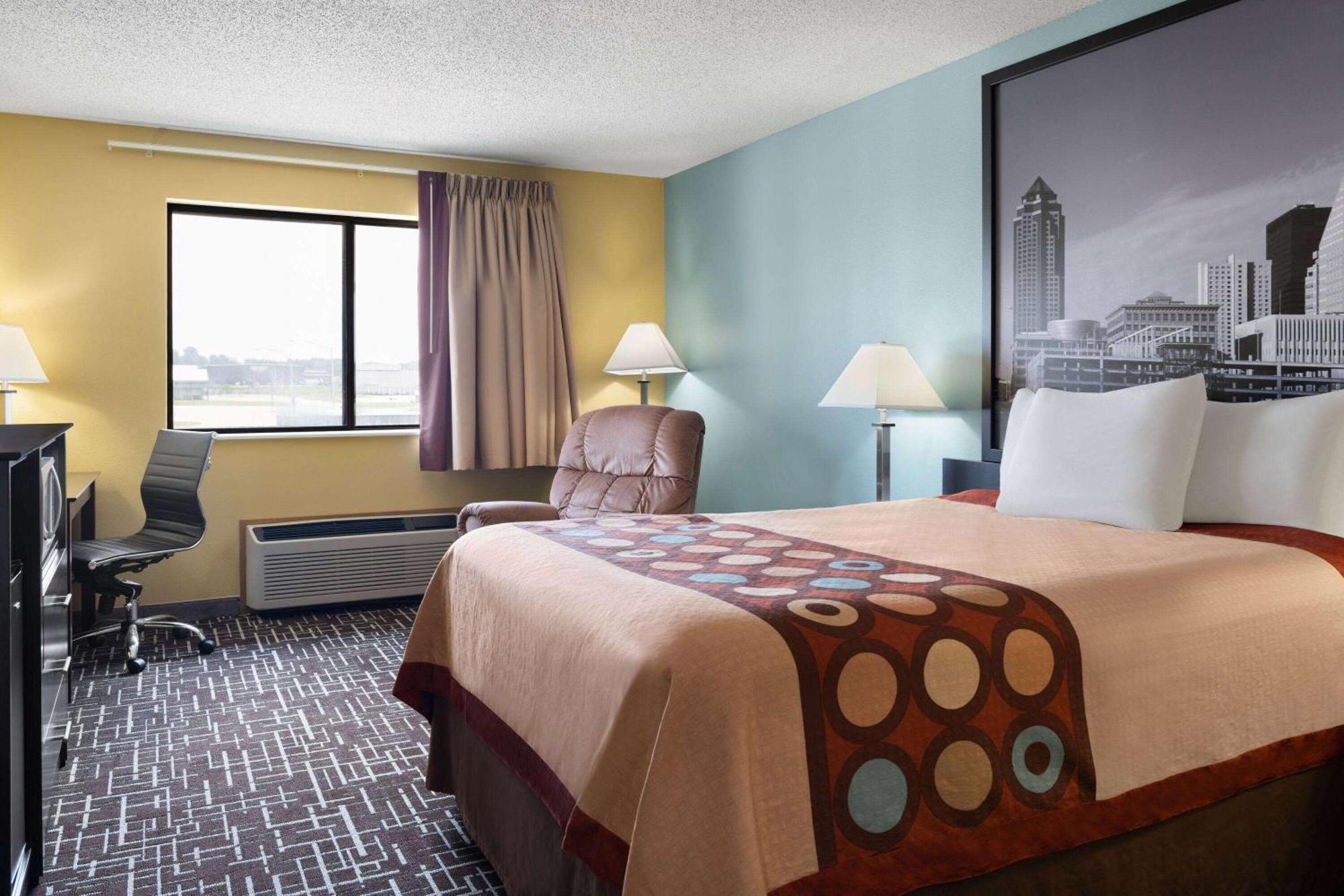 ซูเปอร์ 8 บาย วินด์แฮม ไดเออร์สวิลล์ Hotel Dyersville ภายนอก รูปภาพ